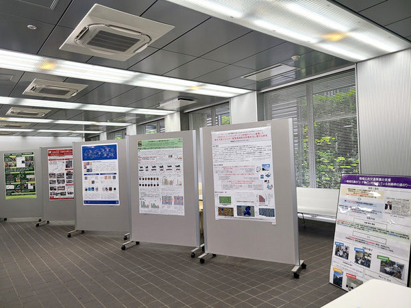 第２部ポスターセッションの展示